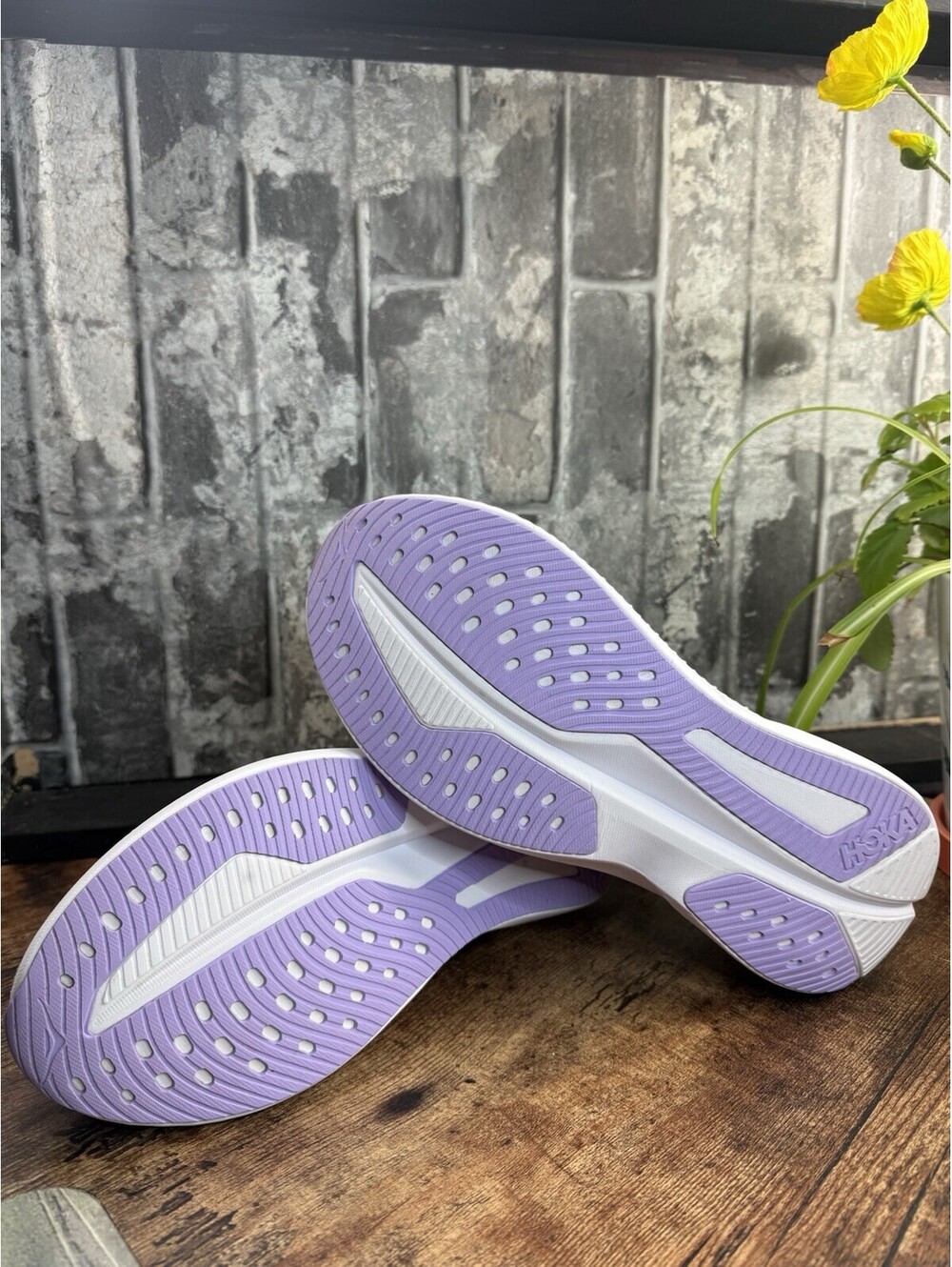 HOKA Mach 6 Women’s Pale Dusk/Gull Low Top Lace-Up Logo Mesh Rubber - Picture 6 of 7
